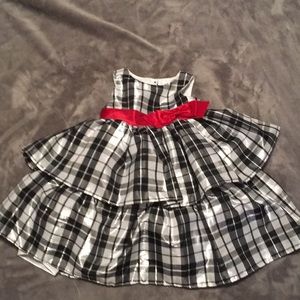 Black and white dress